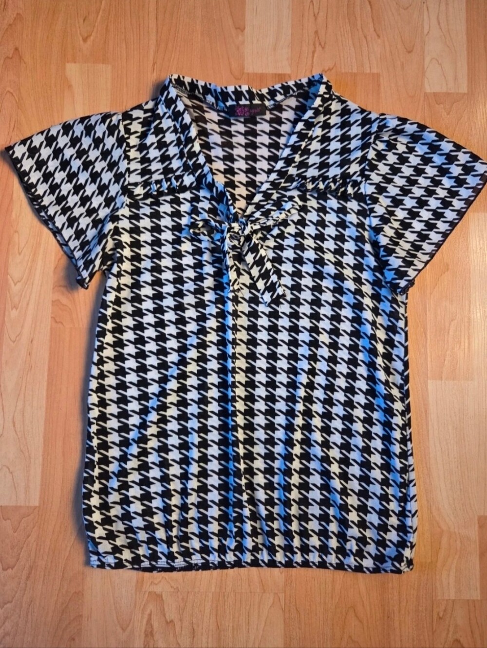 Agenda Y2K bow collar houndstooth blouse